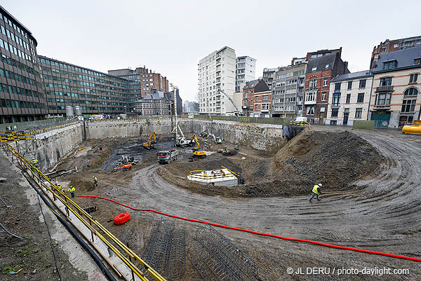 tour des finances à Liège